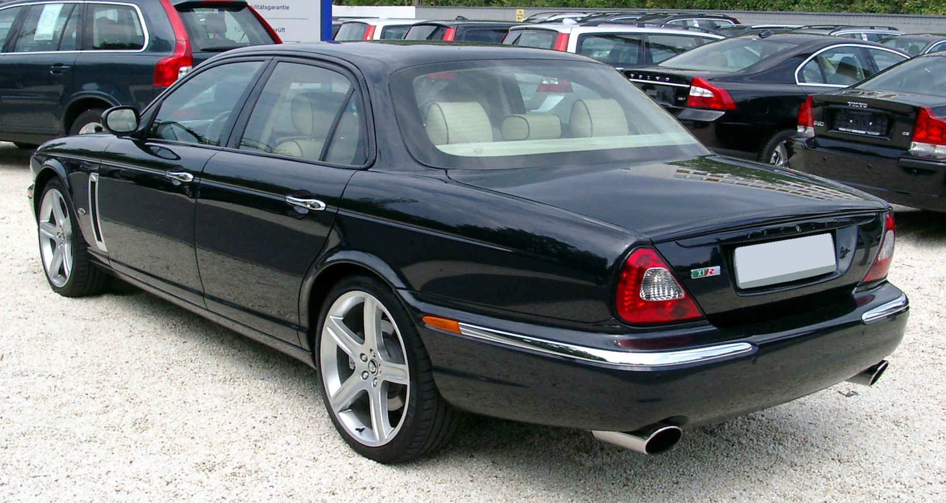 Ягуар XJR 2003